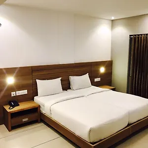 サーズ タワー *** Kochi